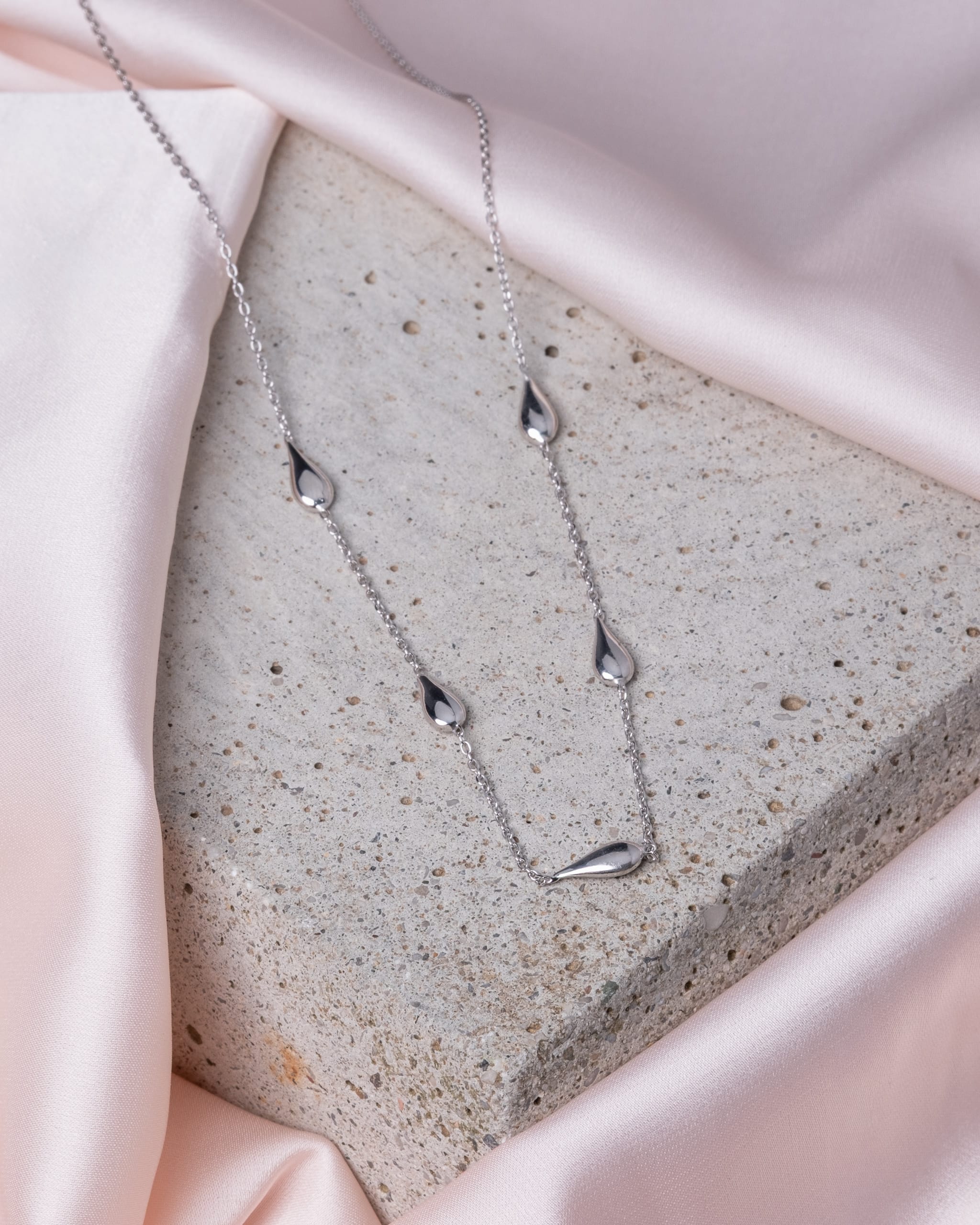 Drop Necklace - slika 1